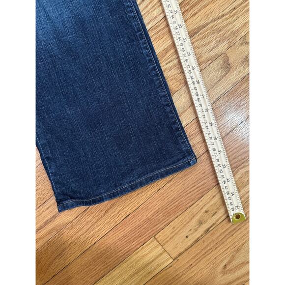 Gap Womens Premium Bootcut Jeans sz 20 Medium Wash Distressed Cotton Blend Denim - Picture 6 of 8